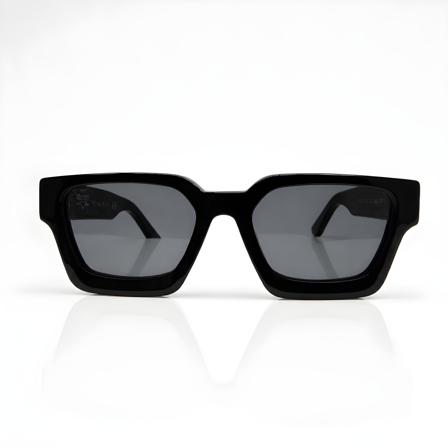 Sunglasses with verified logo