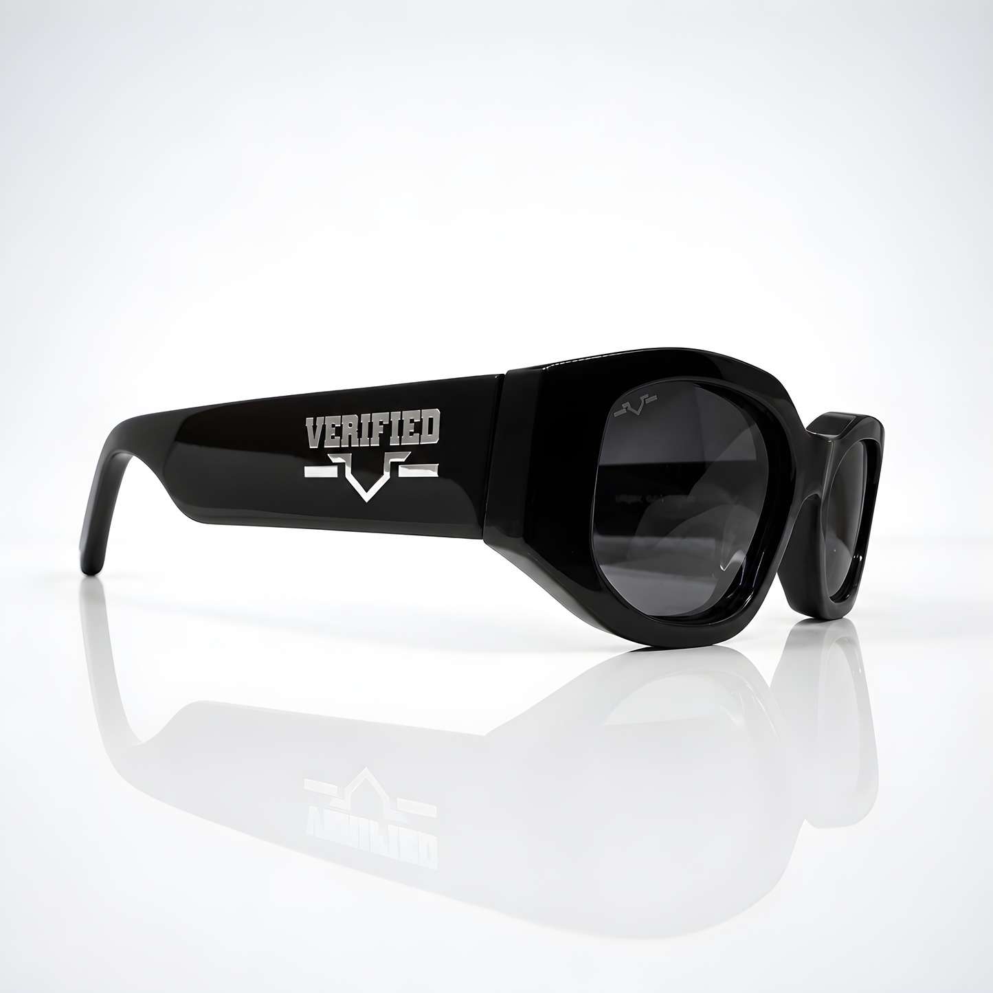 VERIFIED Round-Frame Recycled Acetate Sunglasses 'Black'
